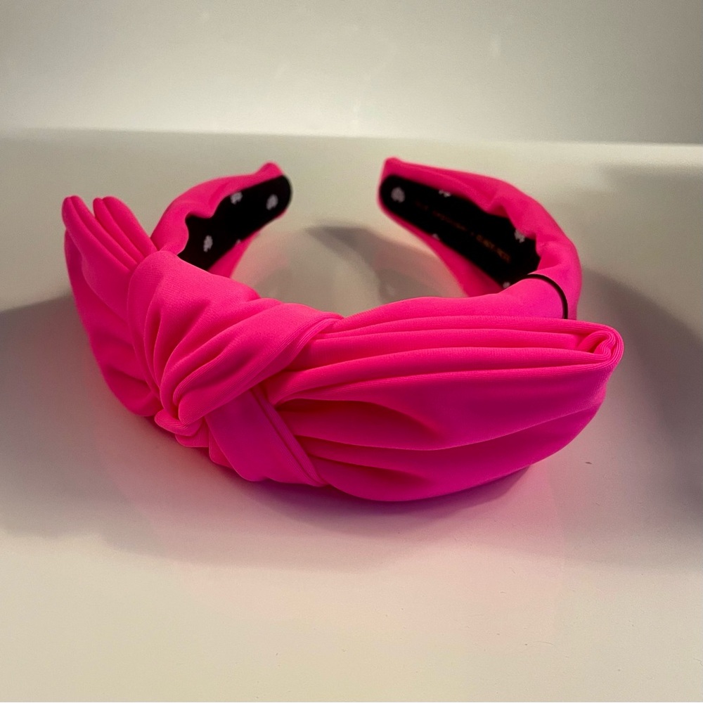 Atlantic Pacific x Lele Sadoughi Hibiscus Neoprene Holly Headband New with Tags - Picture 6 of 9